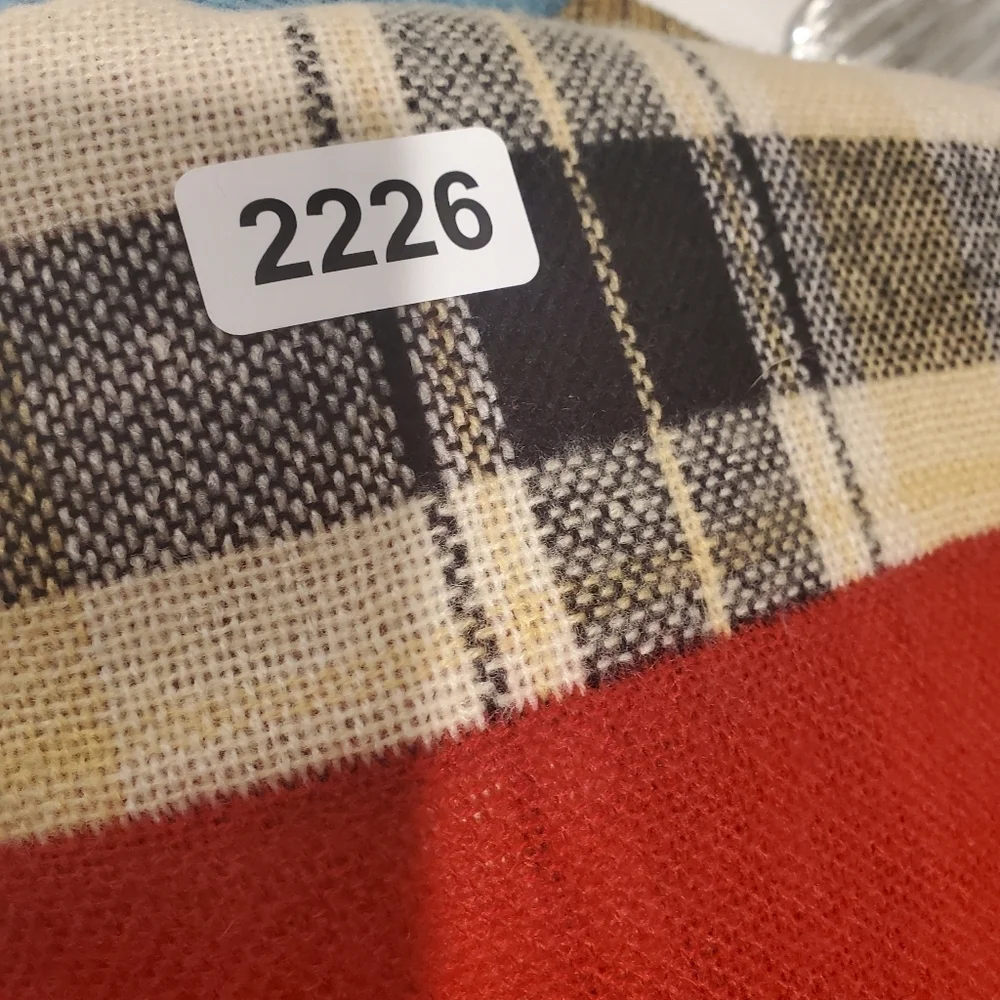 CARLOTTE DANIEL women's large red plaid reversible Scarf
